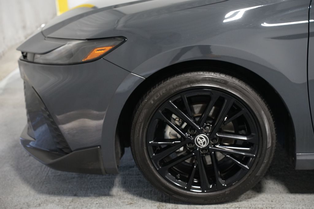 Thumbnail: 2025 Toyota Camry - 5