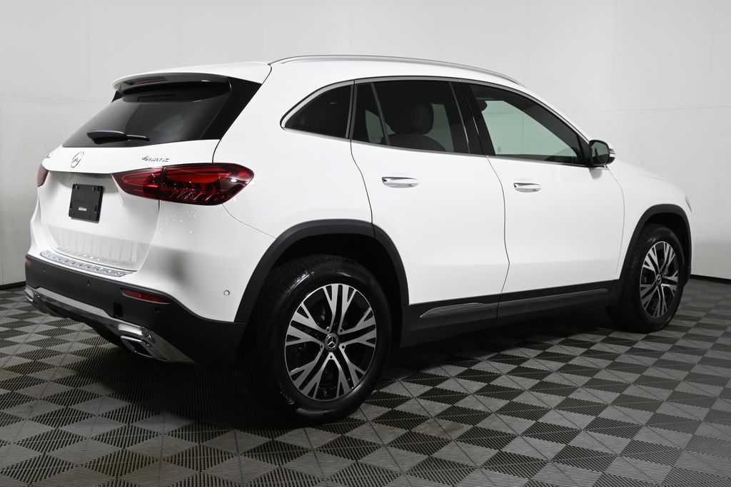 Thumbnail: 2025 Mercedes-Benz GLA - 7