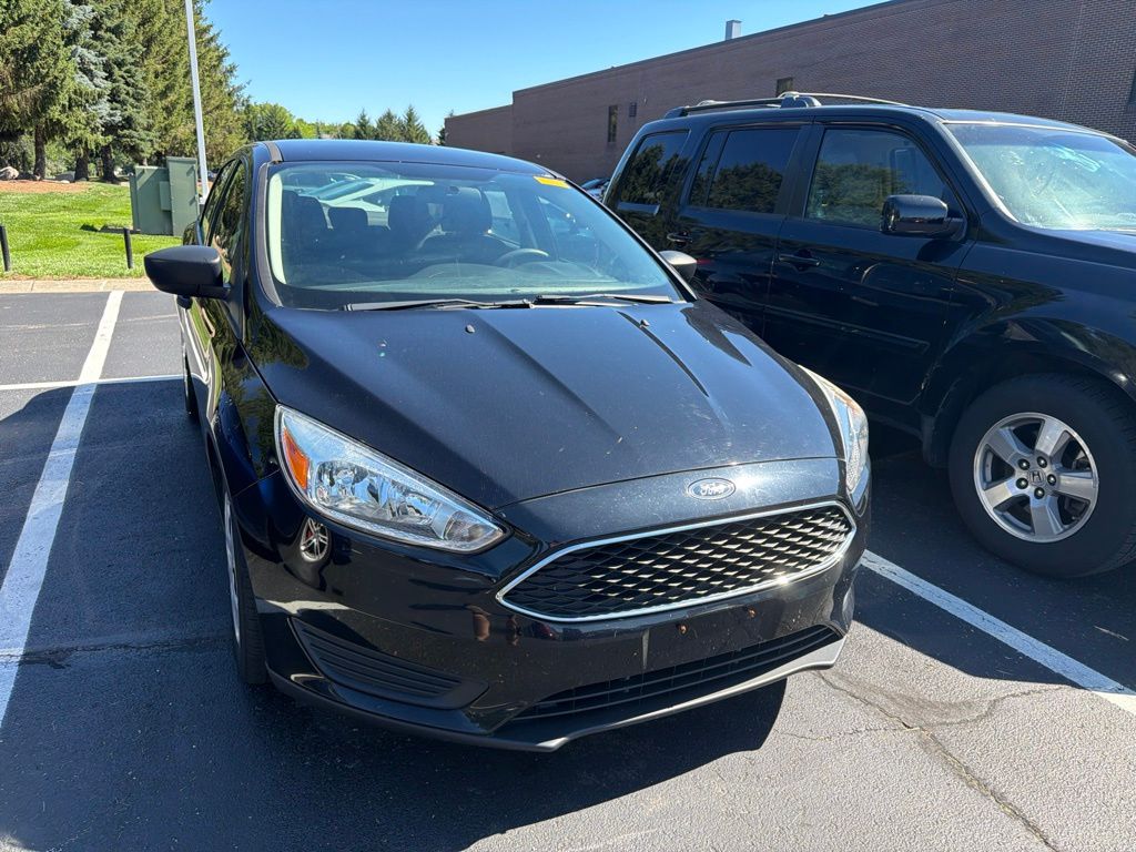 Thumbnail: 2017 Ford Focus - 5