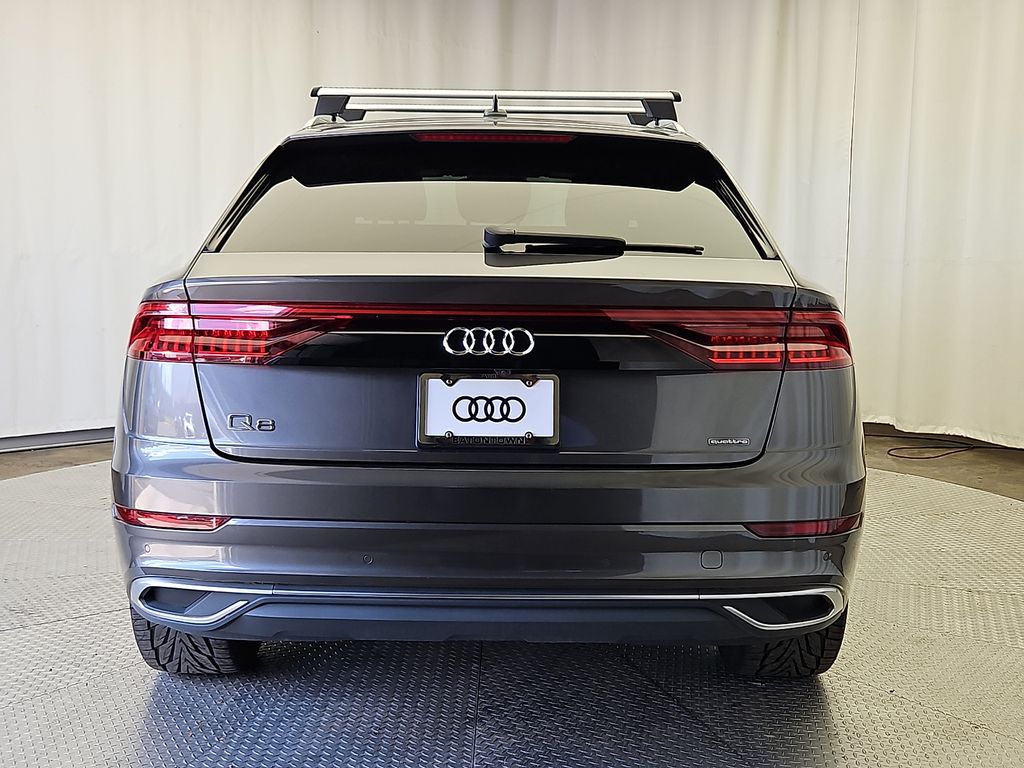 Thumbnail: 2021 Audi Q8 - 6