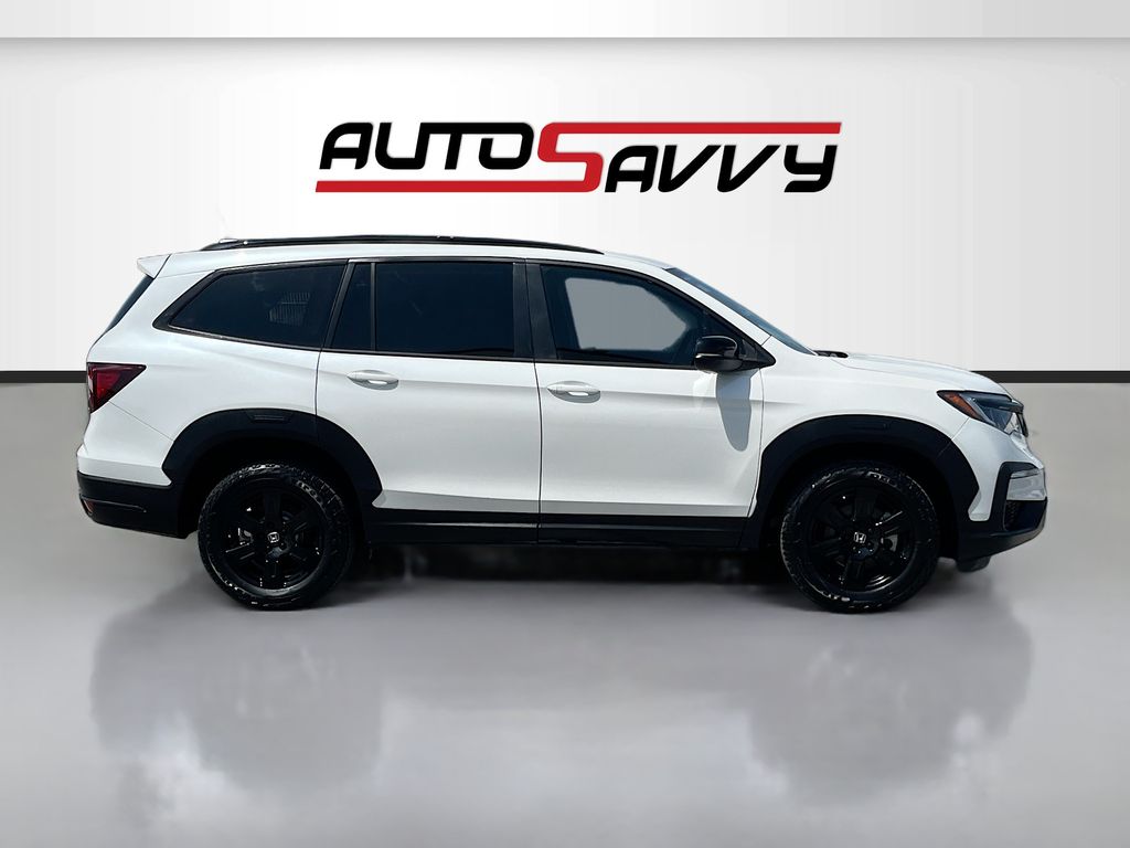 2022 Honda Pilot TrailSport White at Gullo Toyota