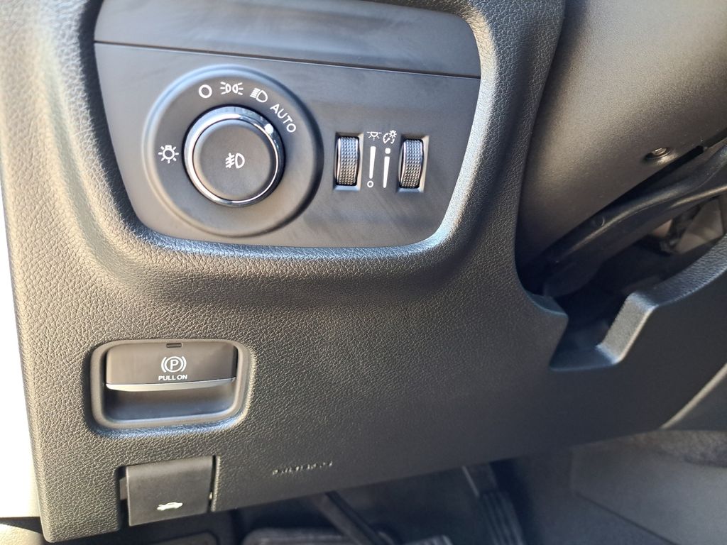 New Car 2025 Jeep Grand Cherokee L  Limited For Sale Under $50,000 In Austin, Texas