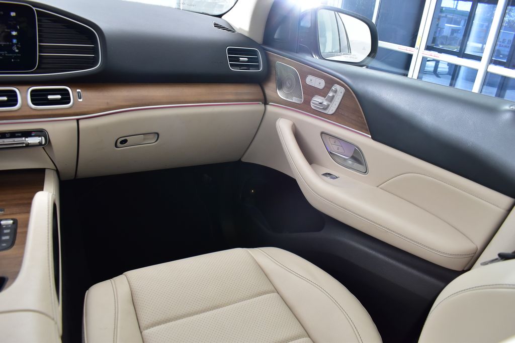 Thumbnail: 2023 Mercedes-Benz GLE - 28