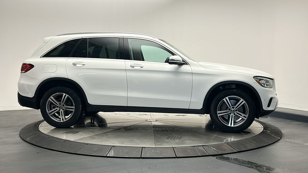 2021 Mercedes-Benz GLC 300 8