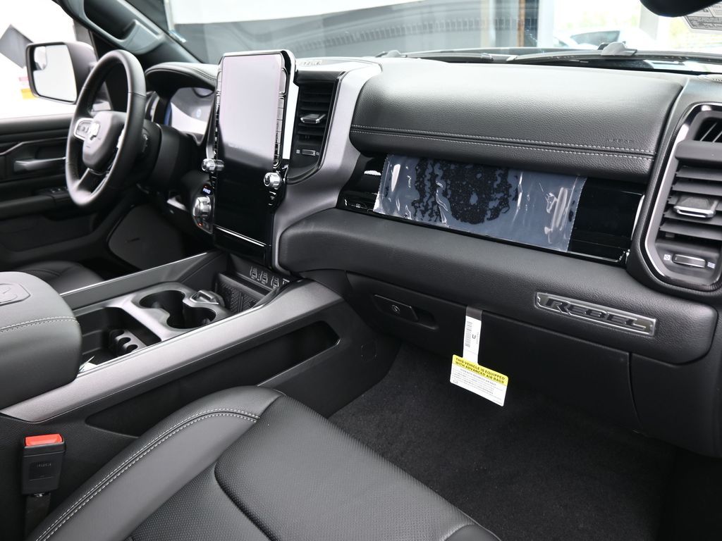 New 2026 Diamond Black Crystal Pearlcoat Ram Rebel image 43