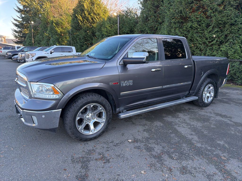 2015 RAM 1500 Laramie Crew Cab 4WD