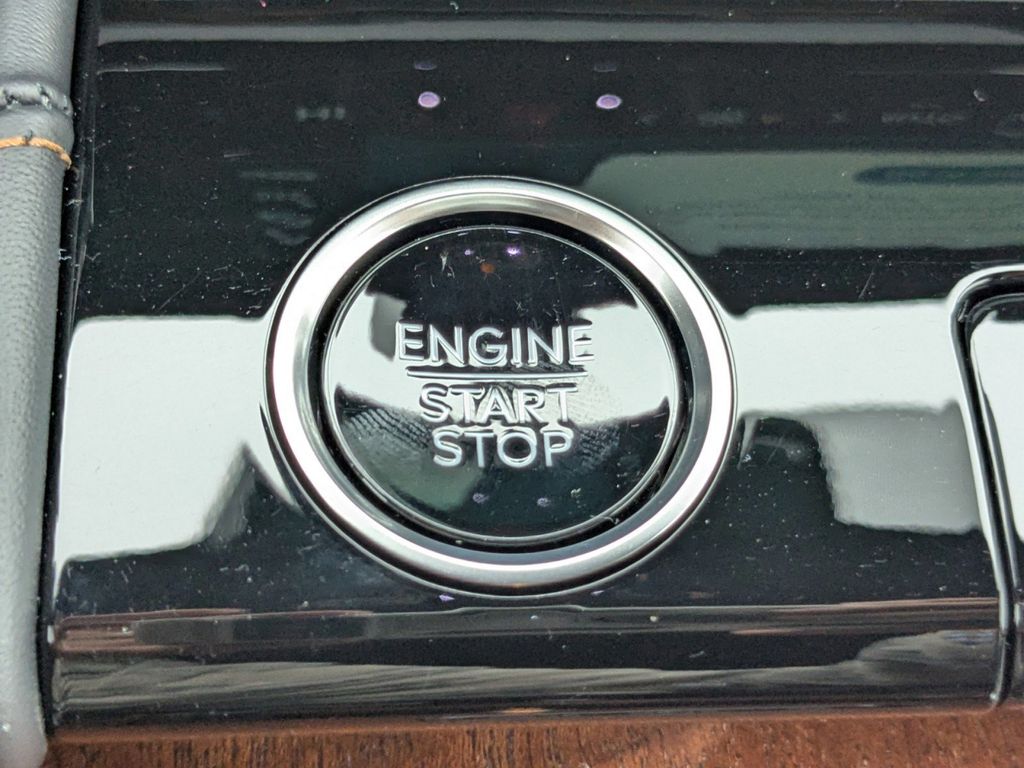 2025 Lincoln Navigator Black Label L