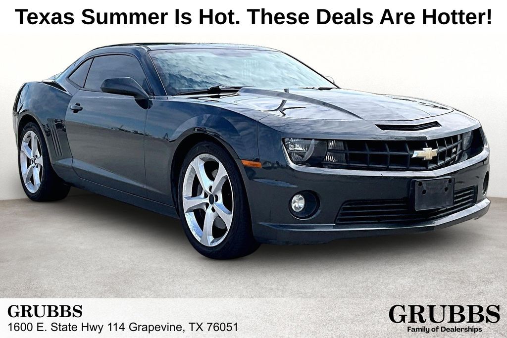 Ashen Gray Metallic 2013 Chevrolet Camaro Coupe Rear-Wheel Drive 6-Speed Automatic