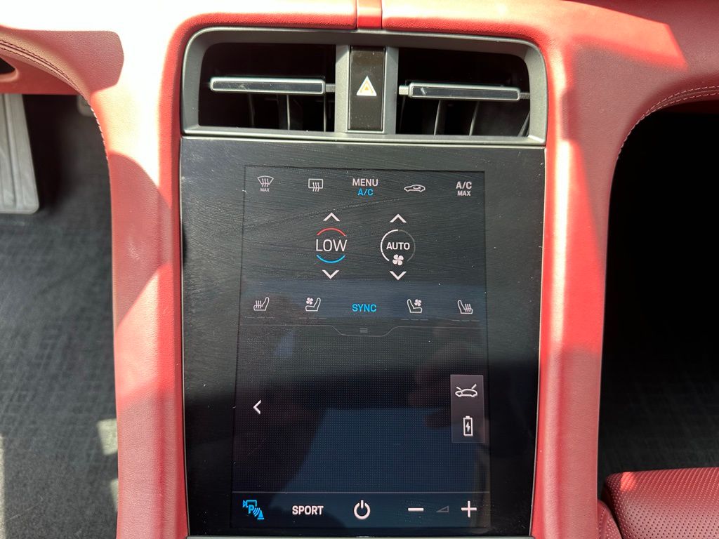 Thumbnail: 2024 Porsche Taycan - 21