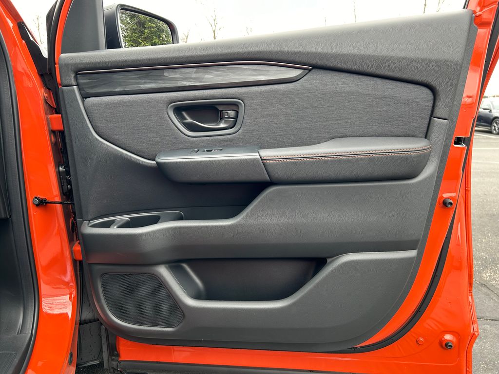 Thumbnail: 2026 Honda Passport - 25