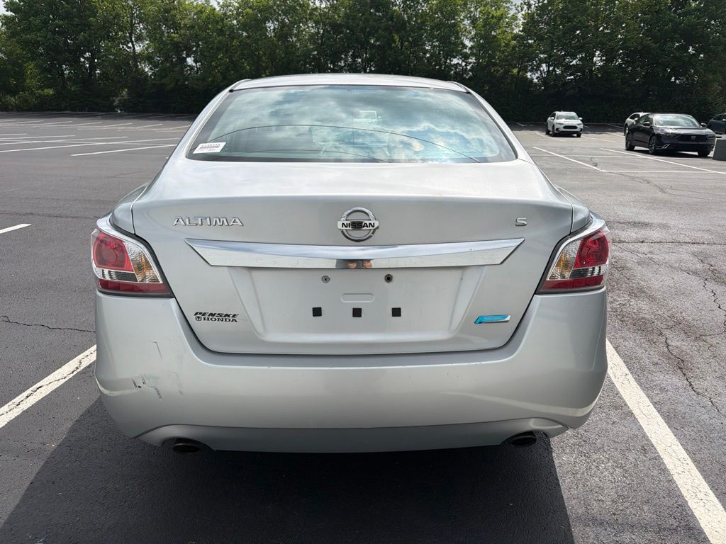 Thumbnail: 2014 Nissan Altima - 4