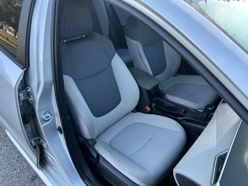 Thumbnail: 2022 Toyota Corolla - 15