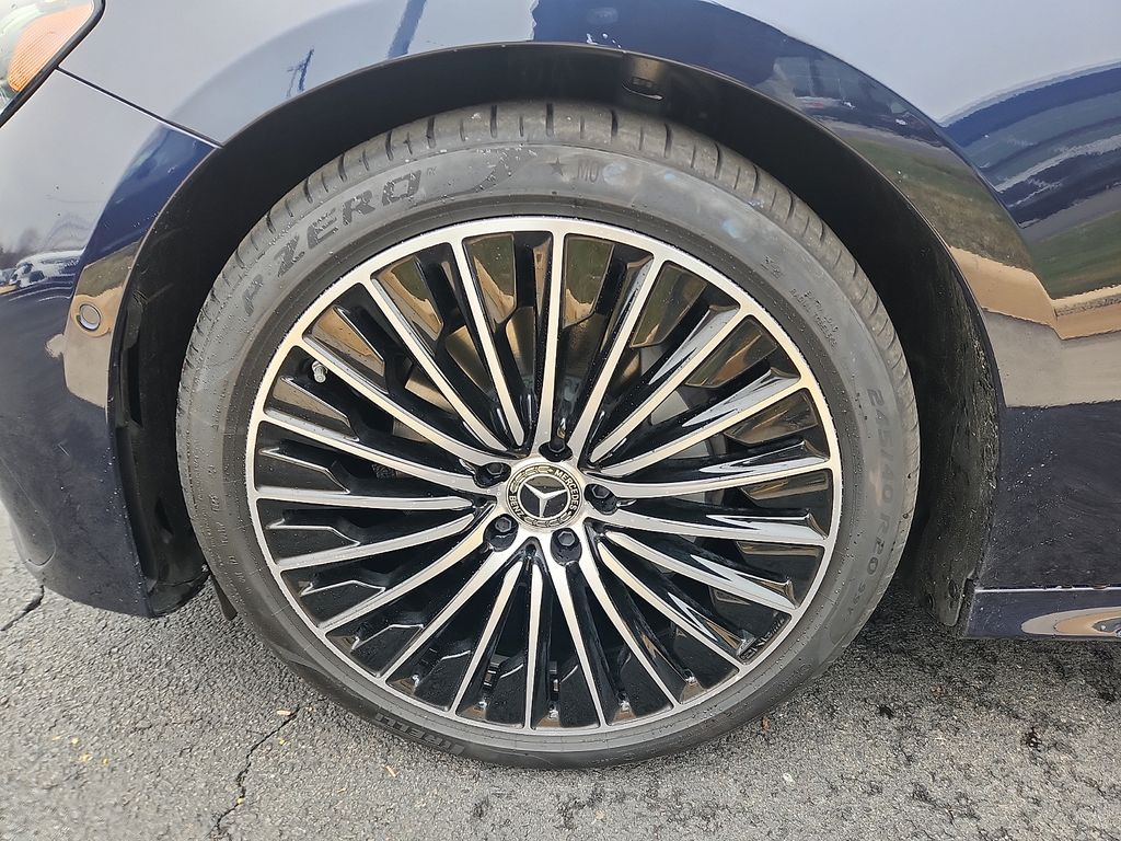 Thumbnail: 2026 Mercedes-Benz E-Class - 8