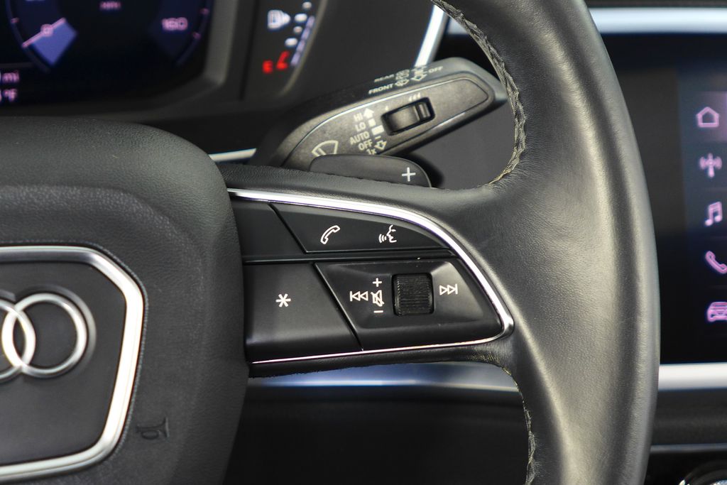 Thumbnail: 2021 Audi Q3 - 29