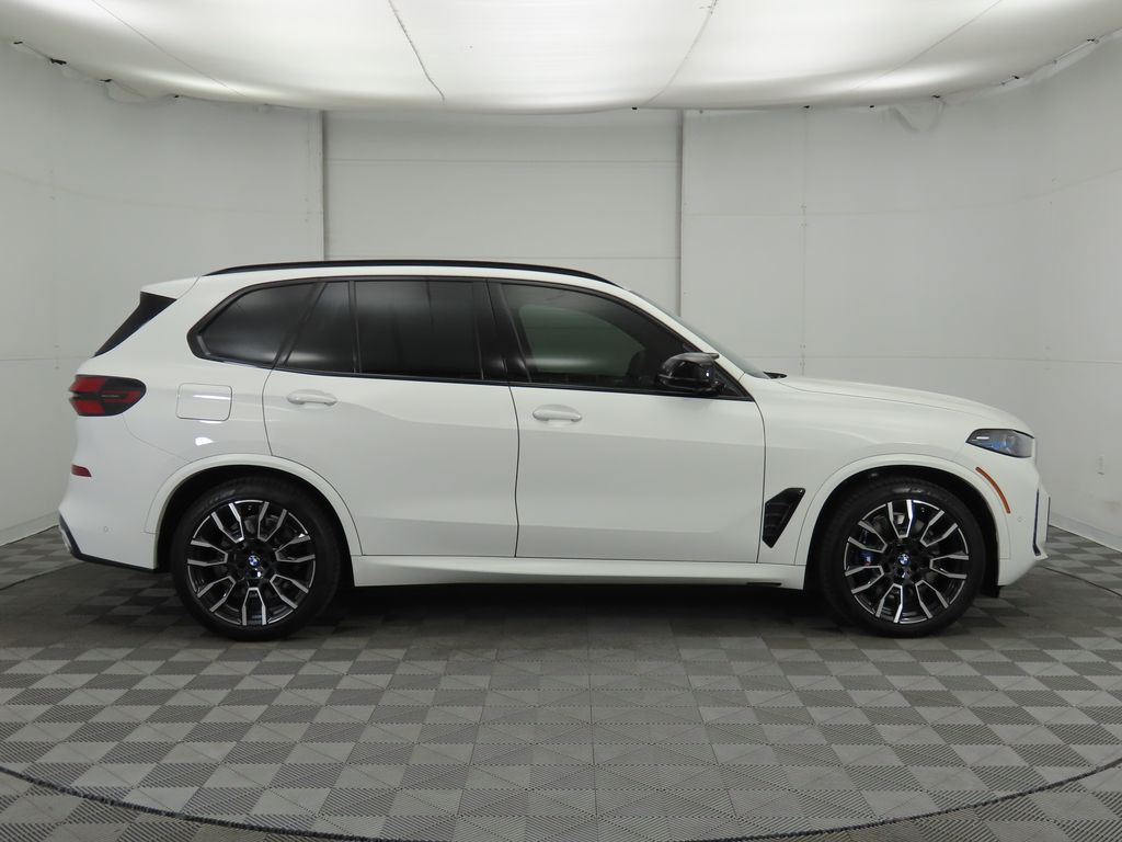 2025 BMW X5 M60i 4