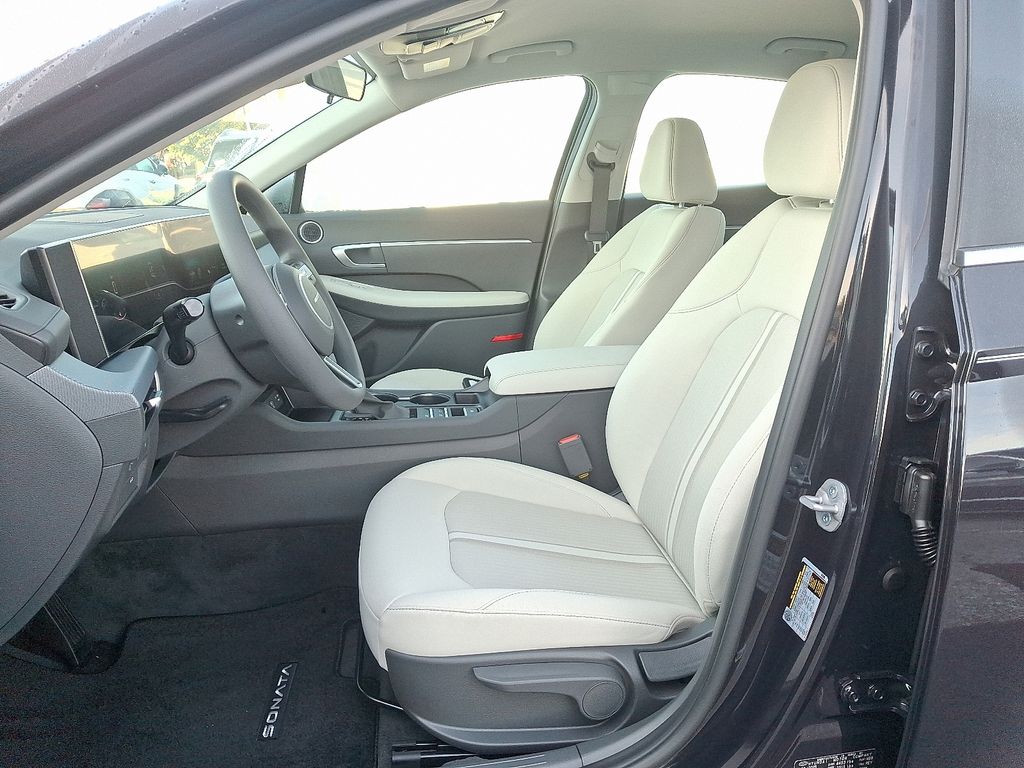 Thumbnail: 2026 Hyundai Sonata - 6