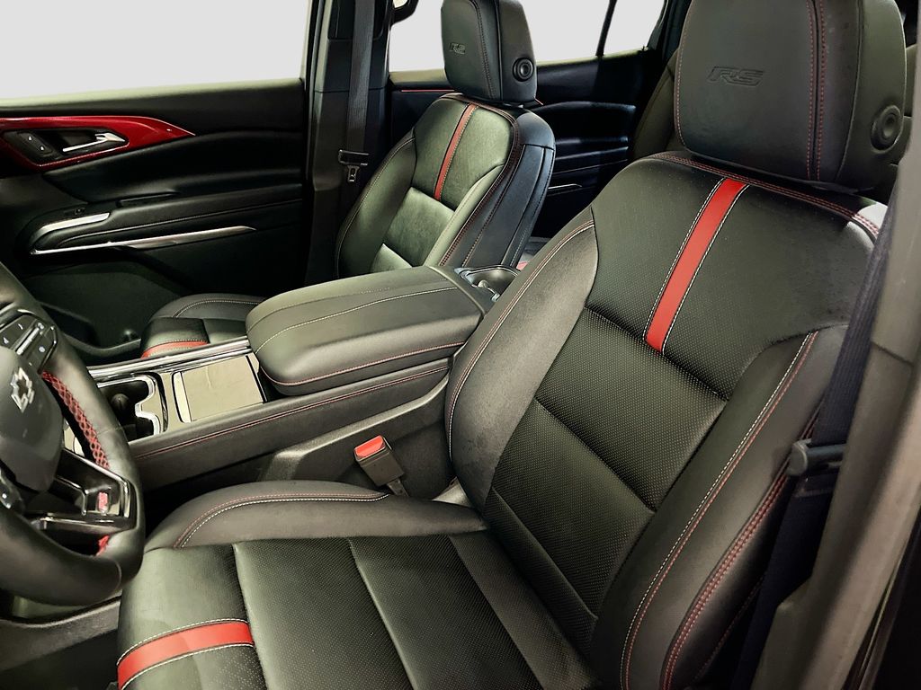 Used 2025 Mosaic Black Metallic Chevrolet RS image 22