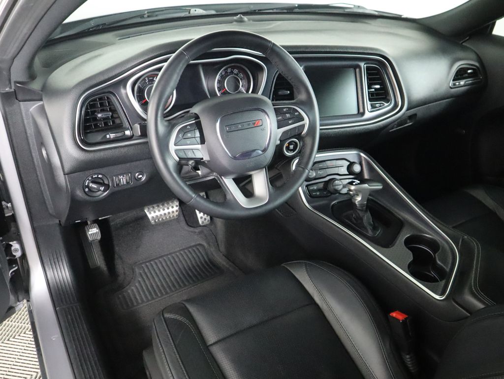 Thumbnail: 2015 Dodge Challenger - 9