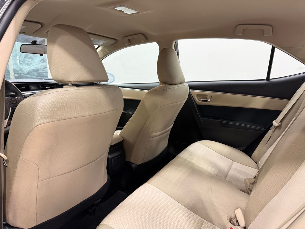 Thumbnail: 2015 Toyota Corolla - 20