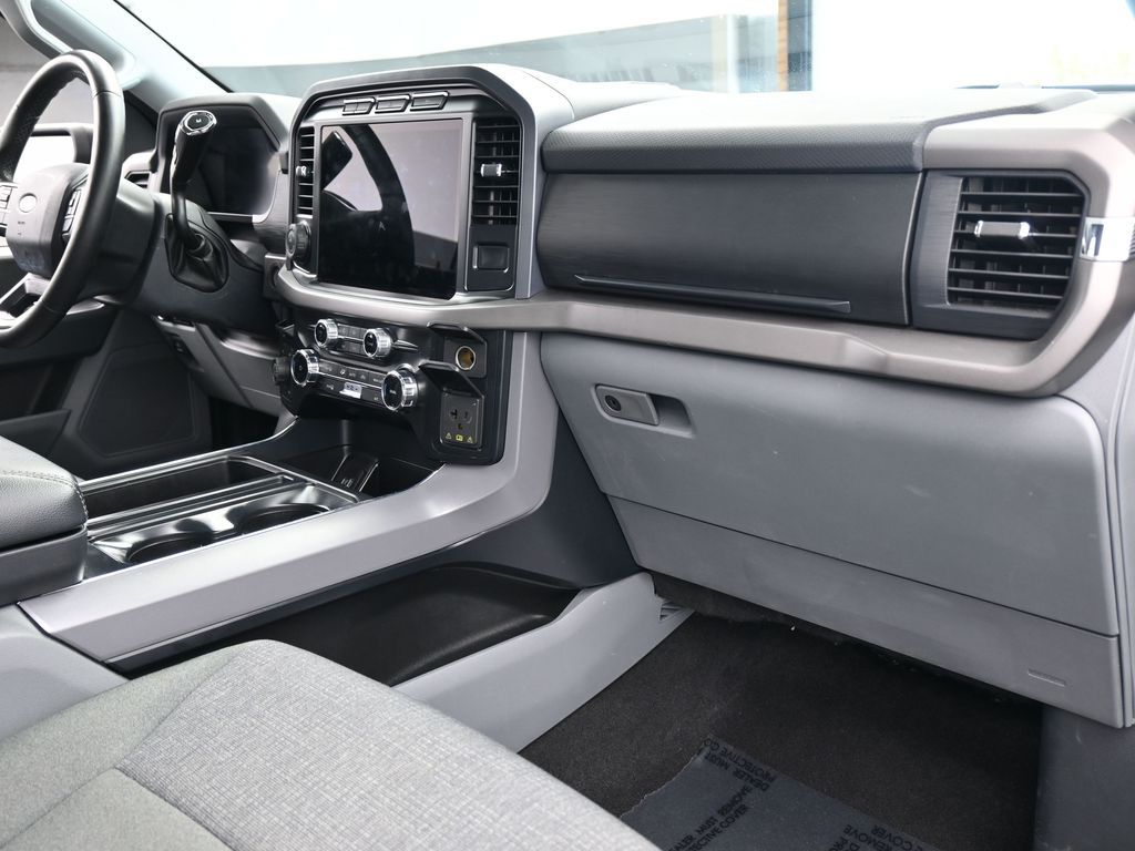 Used 2024 Silver Metallic Ford XLT image 54