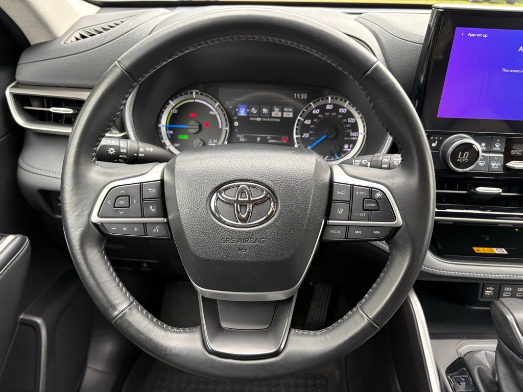 2024 Toyota Highlander Hybrid XLE