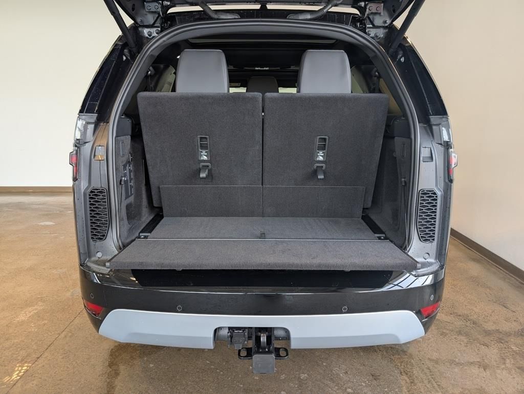 New 2026 Gray Land Rover  image 5