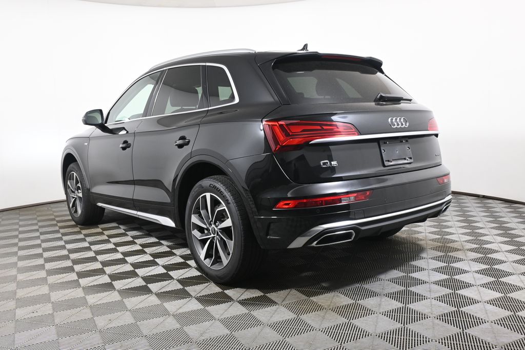 Thumbnail: 2023 Audi Q5 - 5