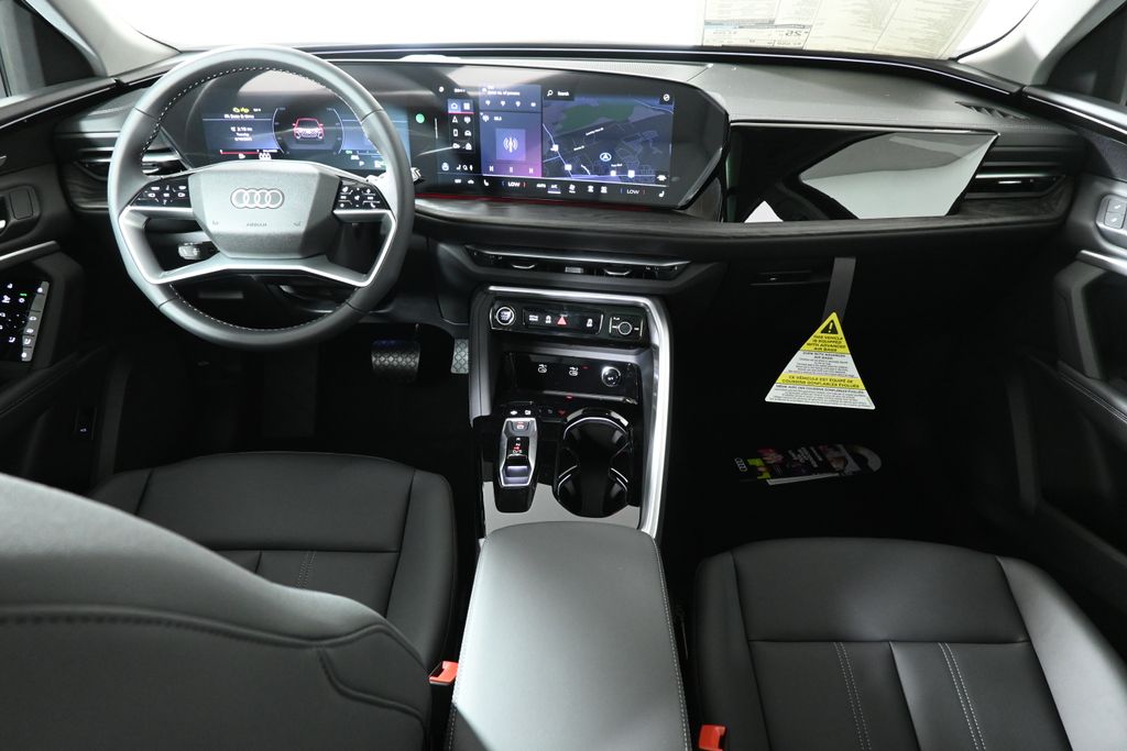 Thumbnail: 2025 Audi Q5 - 4