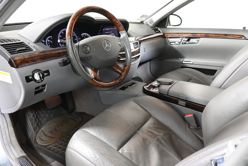 Thumbnail: 2008 Mercedes-Benz S-Class - 4