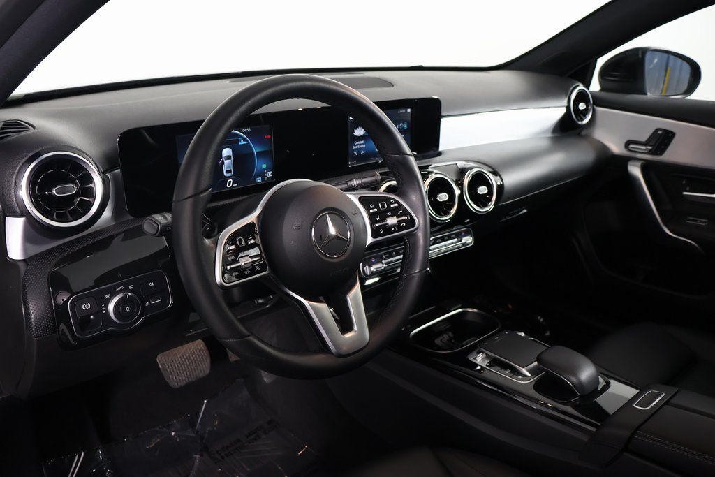 2019 Mercedes-Benz A-Class A 220 4MATIC 7