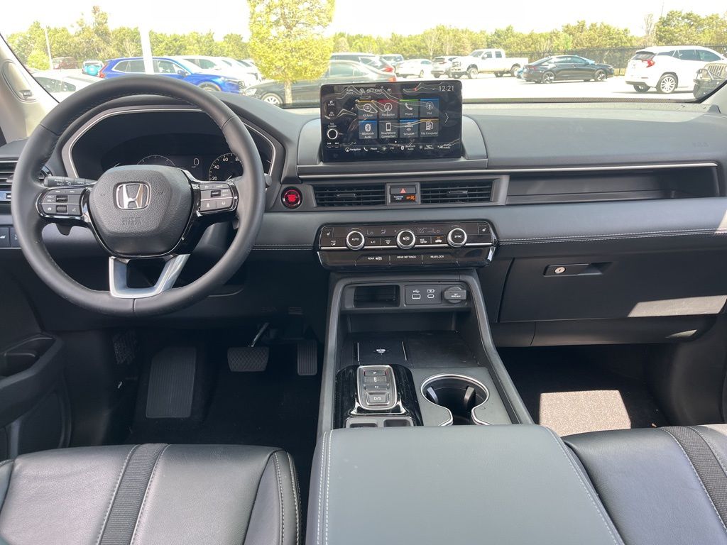 Thumbnail: 2025 Honda Pilot - 16