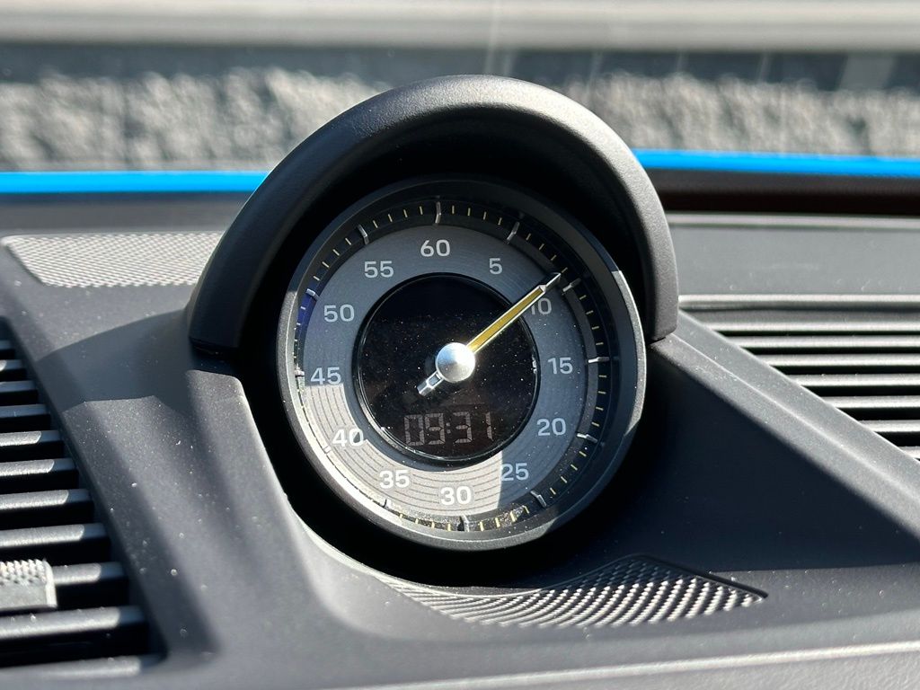 2024 Porsche 911 GT3 30