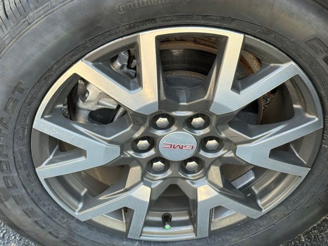 2023 GMC Acadia SLE - Photo 9