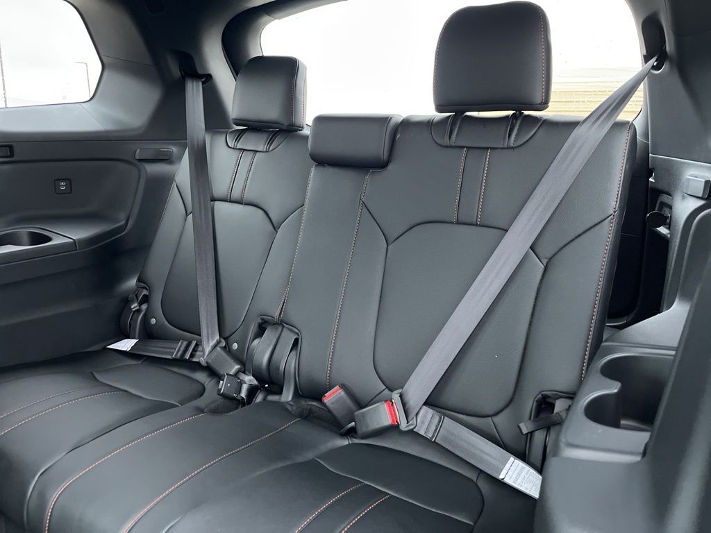 Thumbnail: 2026 Honda Pilot - 16