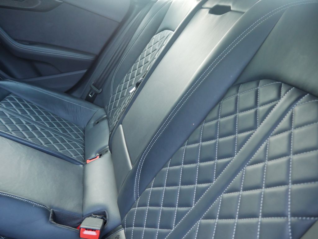 Thumbnail: 2022 Audi S5 - 23