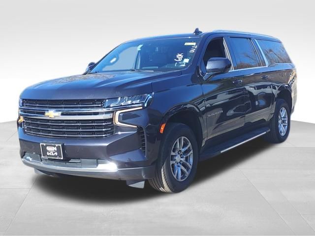 2023 Chevrolet Suburban LT 3