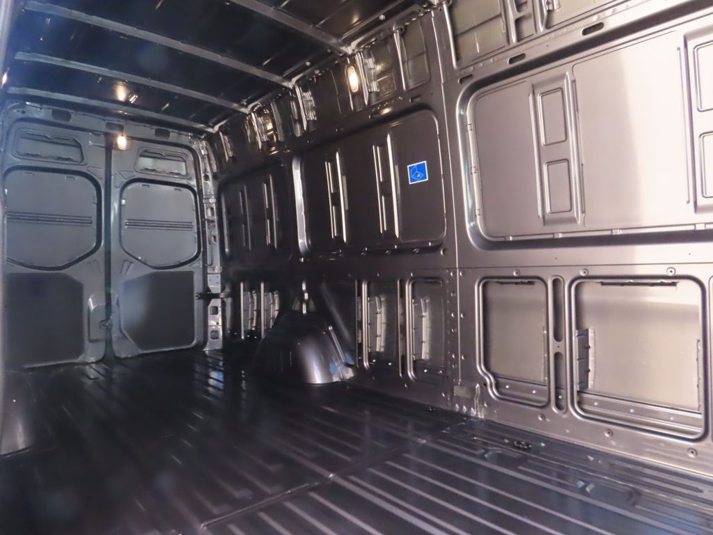 Thumbnail: 2026 Mercedes-Benz Sprinter - 25