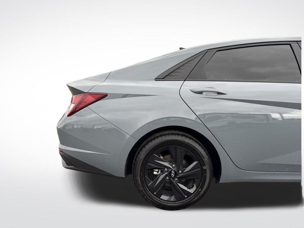 2023 Electric Shadow Hyundai Elantra SEL FWD Sedan