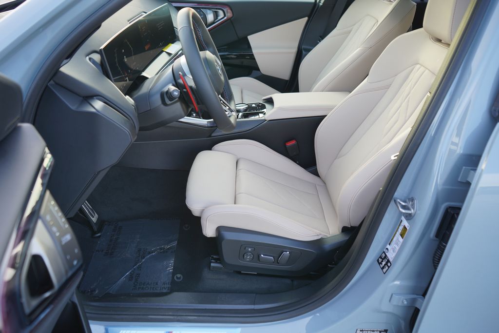 Thumbnail: 2026 BMW X3 - 11