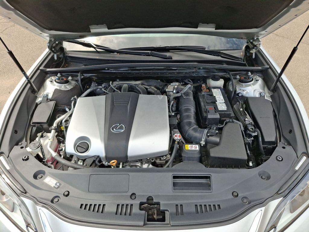 Used 2021 Lexus ES Sedan