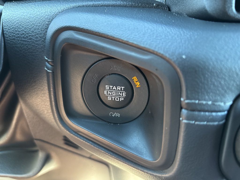 Used 2024 Jeep Wrangler SUV