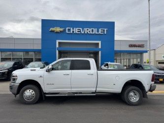 2025 RAM 3500 Laramie Crew Cab LB DRW 4WD
