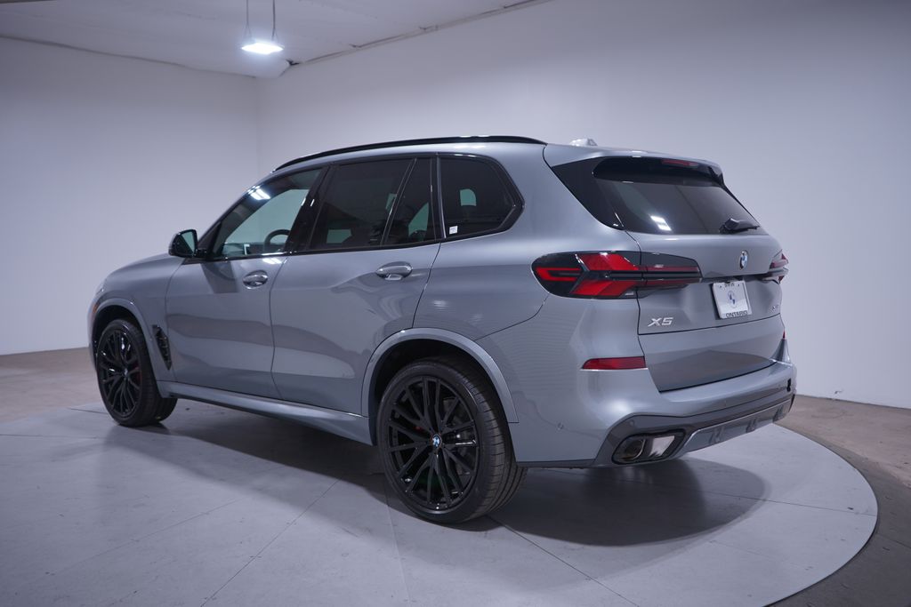 Thumbnail: 2026 BMW X5 - 3