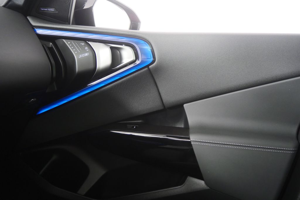 Thumbnail: 2026 BMW X3 - 25