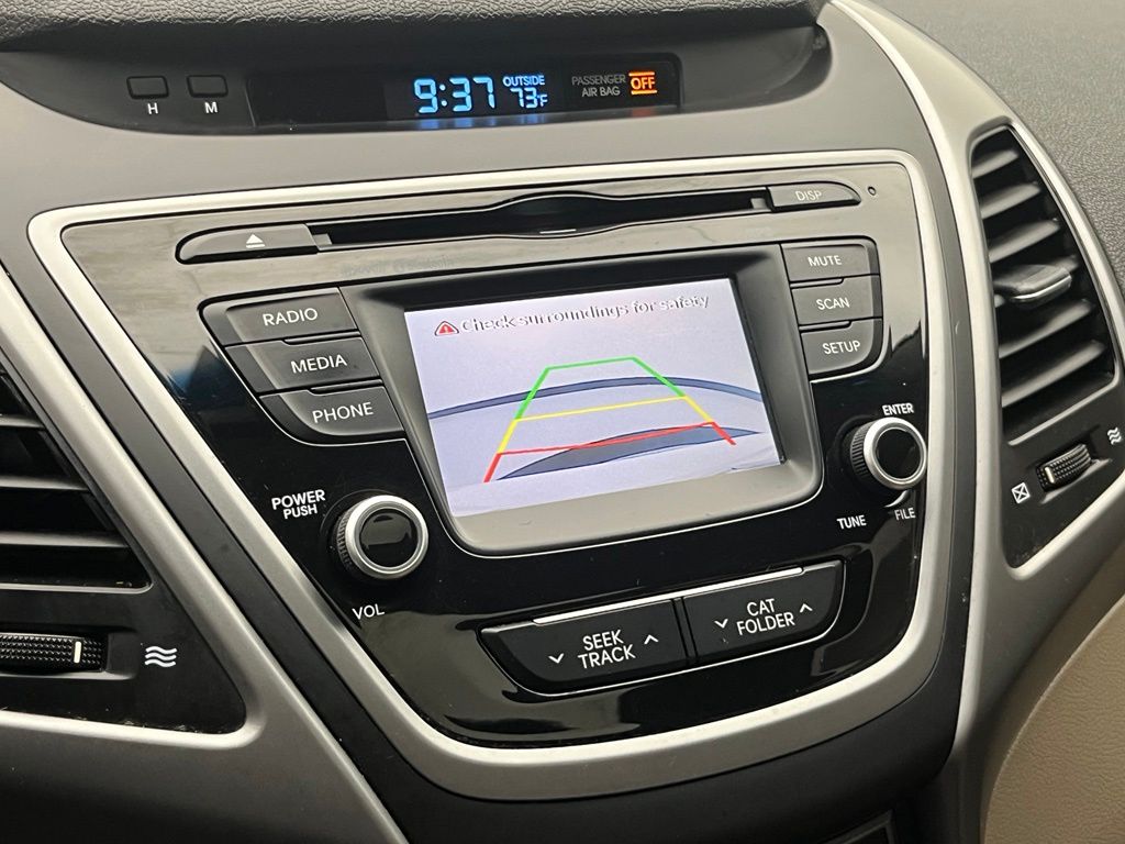 Thumbnail: 2016 Hyundai Elantra - 17
