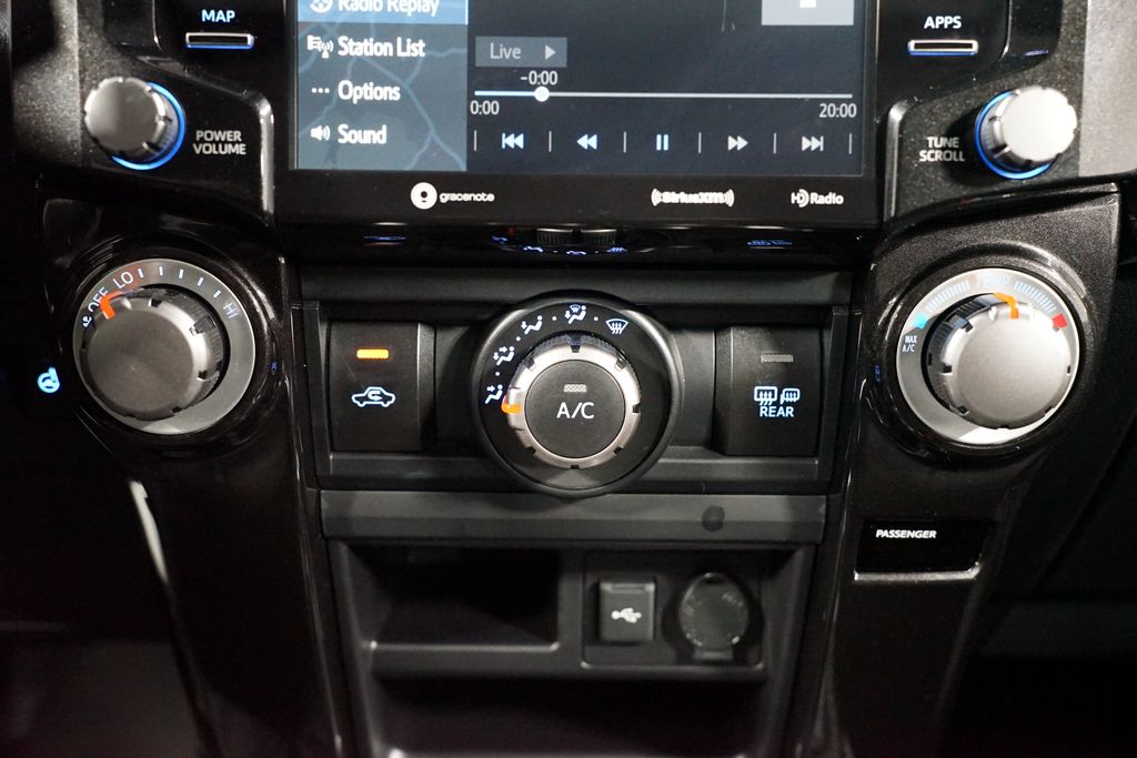 Thumbnail: 2024 Toyota 4Runner - 21