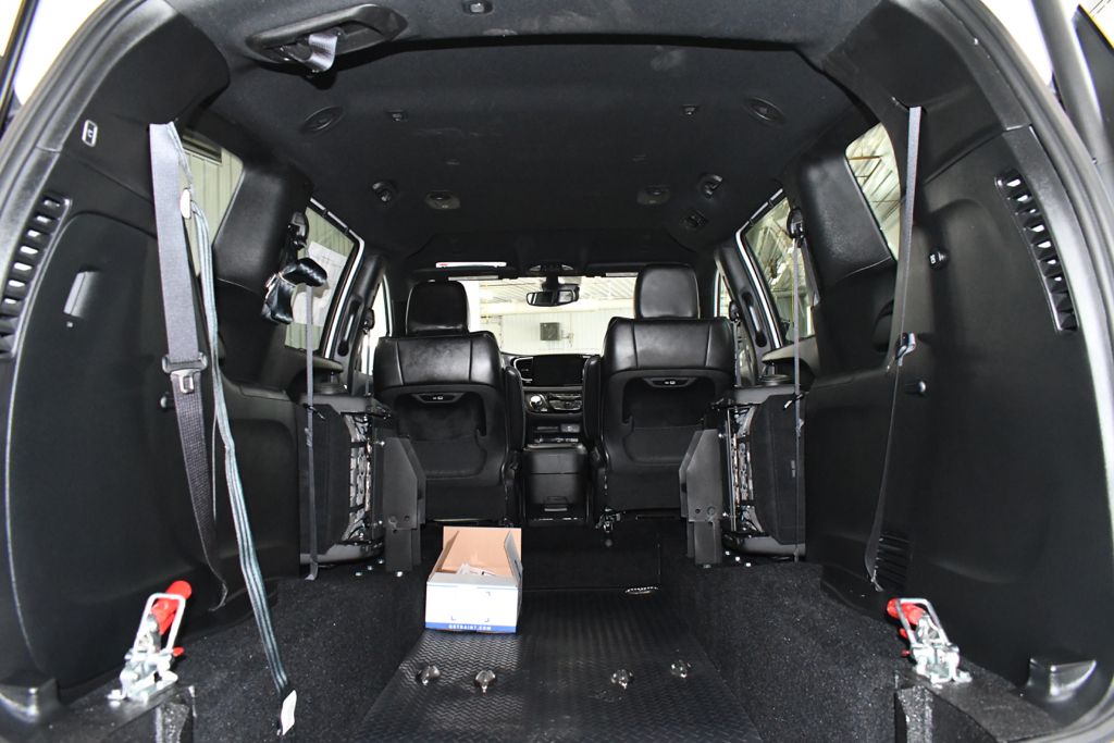 Used 2026 White Chrysler Select image 10