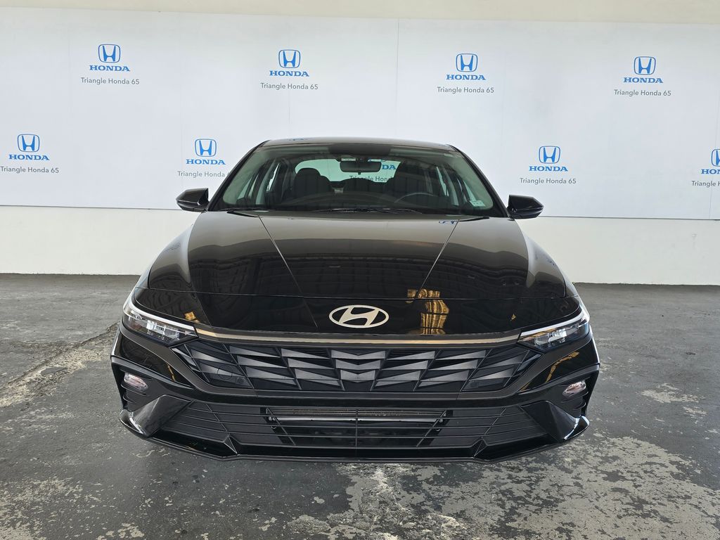 Thumbnail: 2025 Hyundai Elantra - 28