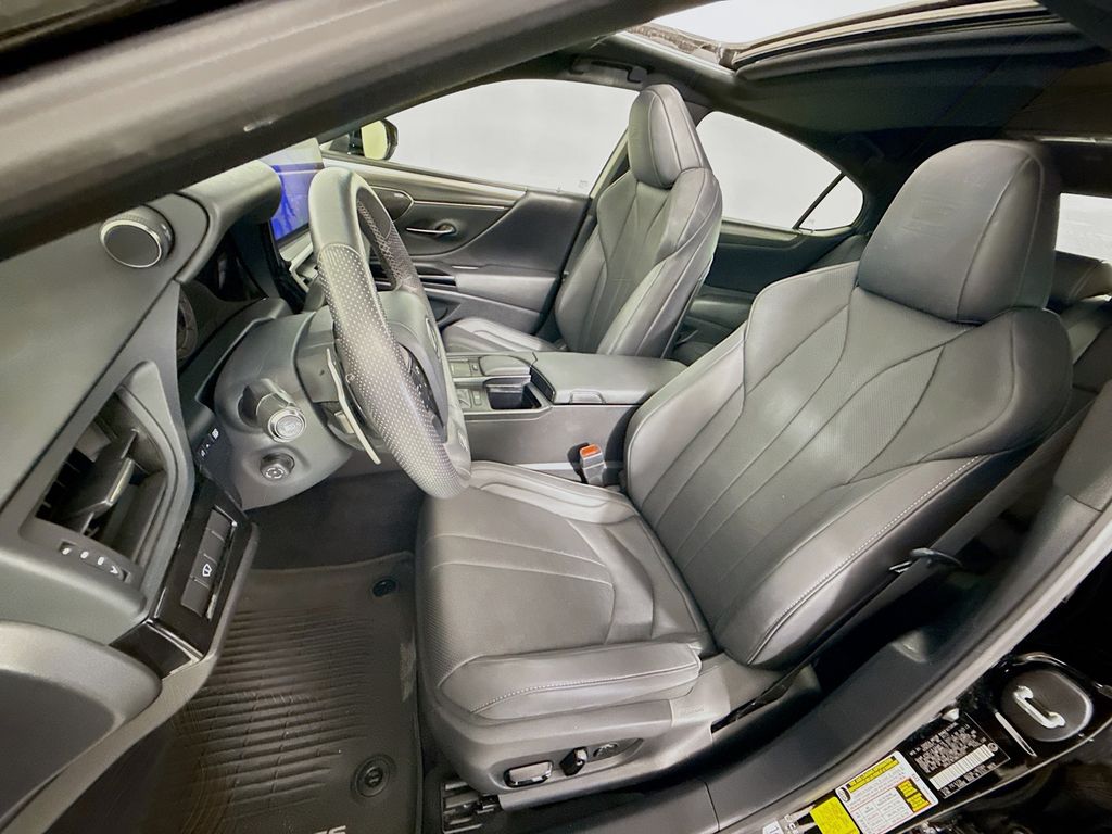 2022 Lexus ES 350 F Sport 21