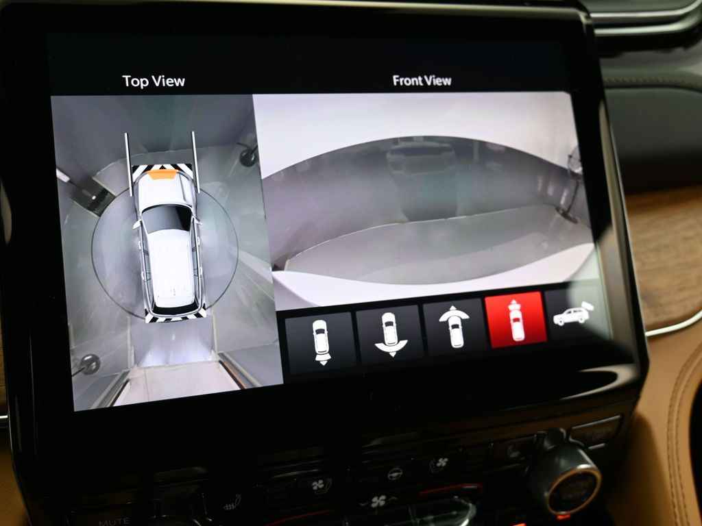 New 2025 Bright White Clearcoat Jeep Summit image 23